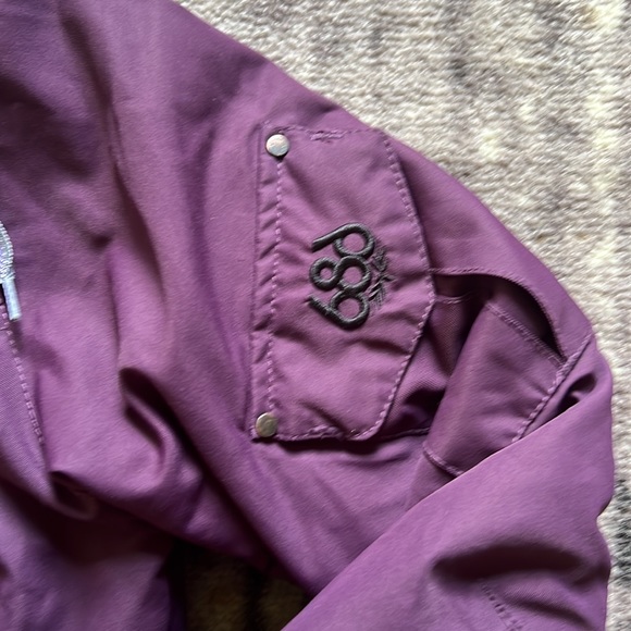 Ski/snowboard jacket - Picture 2 of 6